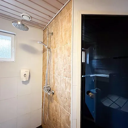 Huvilla - 6+2 Henkiloelle, Himos Areenan Alue, 80m² Villa Jämsä