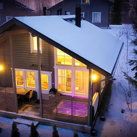 Huvilla - 6+2 Henkiloelle, Himos Areenan Alue, 80m²